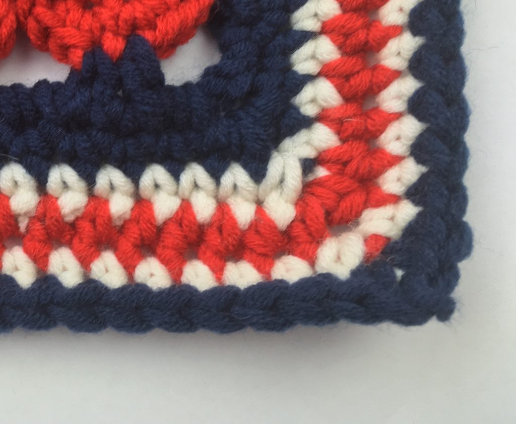 Hearts and Stripes Blanket - border