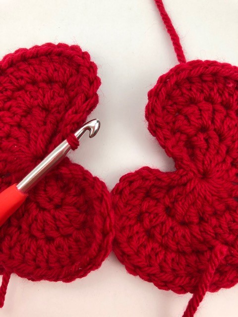 showing how to join the hearts 1 of 9